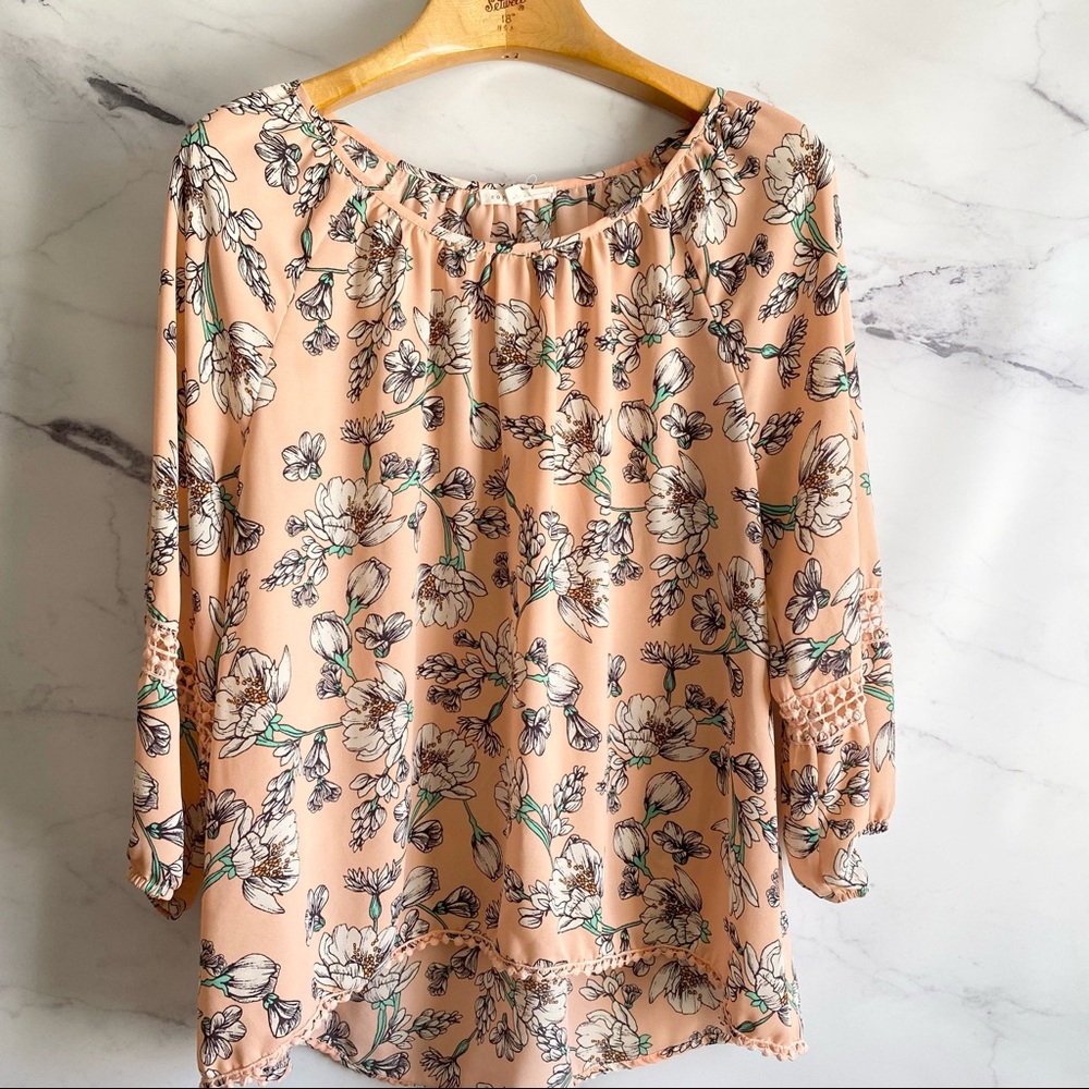 Copper Key Shabby Chic Aesthetic Flowy Hi Low Floral Top Size Large